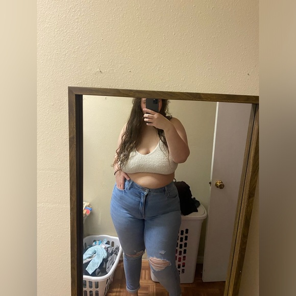 Meet your Posher, Deanna - Picture 4 of 13